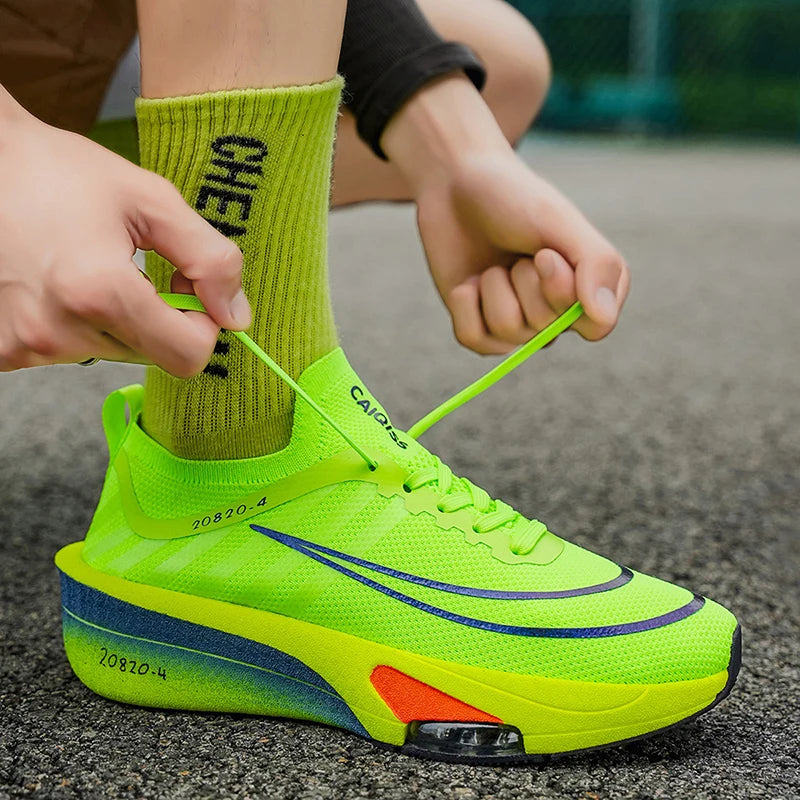Men's Lightweight Running Shoes - Breathable Low-Top Sneakers with Cushioned Soles, Arch Support, and Anti-Slip Texture - Knit Fabric and Mesh Design, Suitable for Marathon, Gym, Jogging, and Gymnastics - Gradient Color - Sne