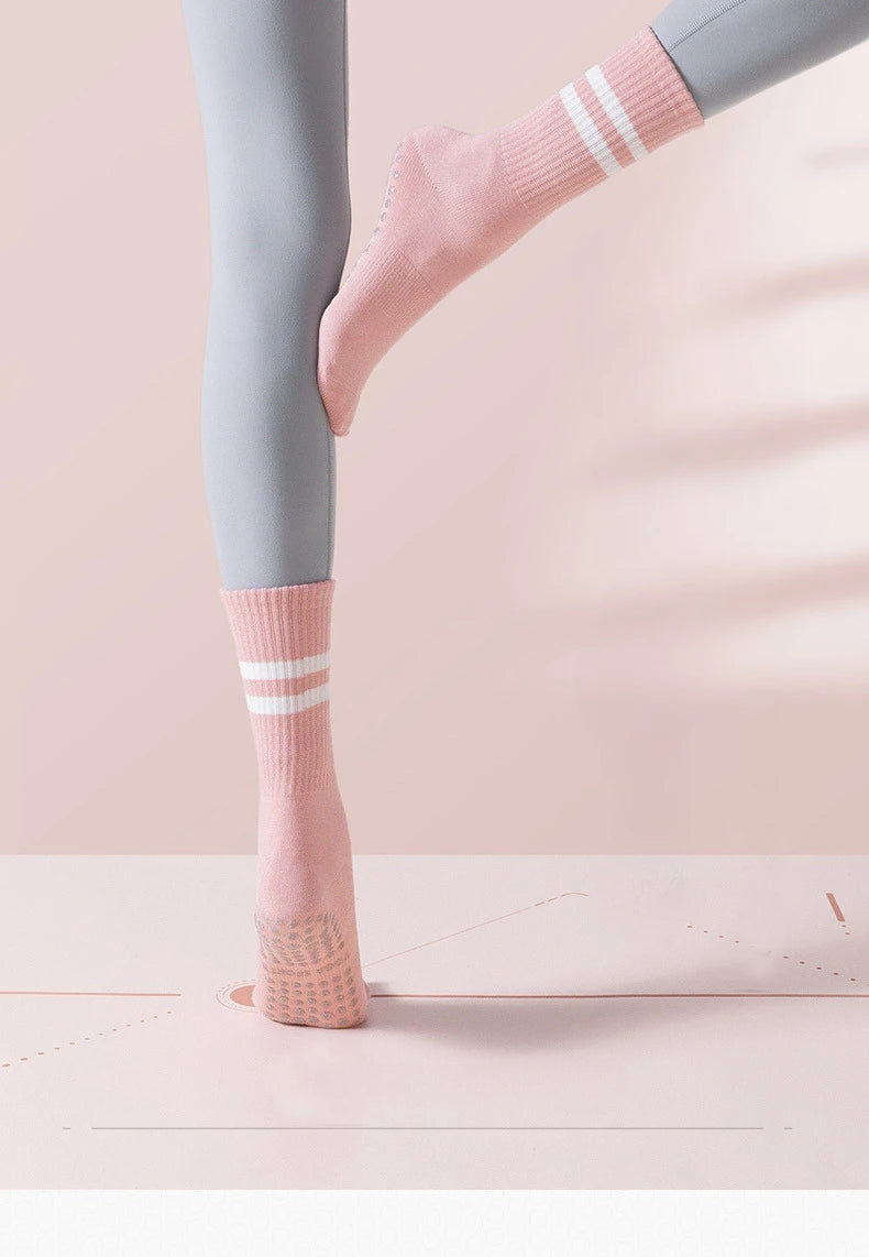 Professional Non-slip Yoga Socks Cotton Mid-tube Bottom Silicone Indoor Fitness Socks gym Floor Socks Dance Pilates Sports Socks