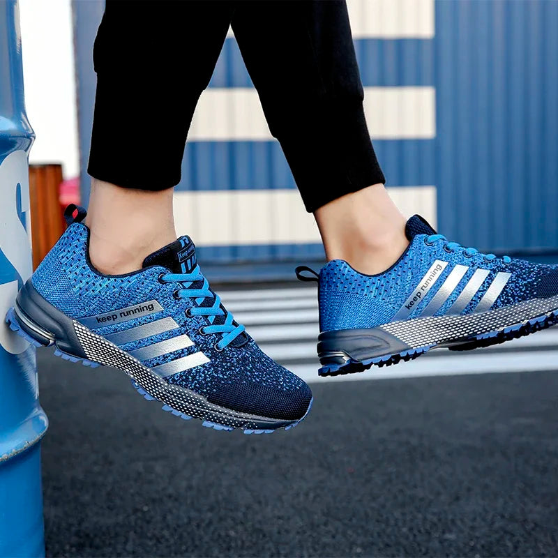 New men's and women's flying mesh surface spring summer breathable casual sports shoes flat vulcanized couple running big size48