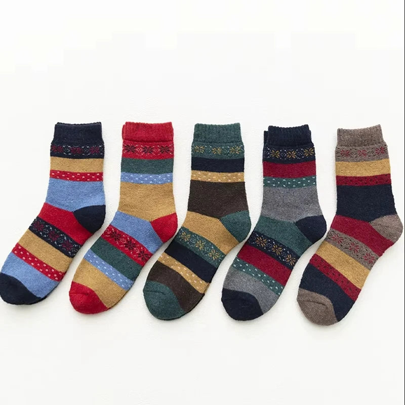 5Pairs/lot New Witner Thick Warm Women Socks Vintage Christmas Socks Colorful Socks Gift Free size YM7020