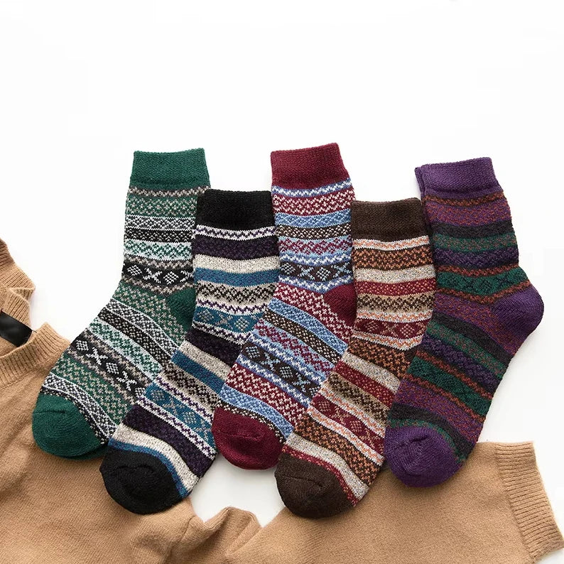 5Pairs/lot New Witner Thick Warm Women Socks Vintage Christmas Socks Colorful Socks Gift Free size YM7020