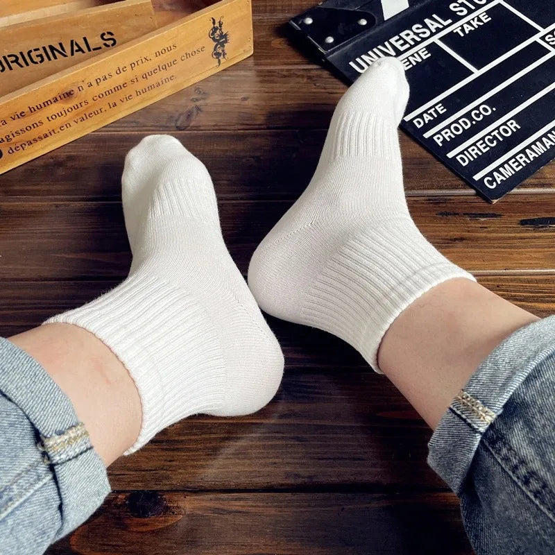 100 Cotton Xinjiang Socks for Men Women Unisex Sports Socks Black White Solid Color Anti Odor Short Socks for All Seasons Couple