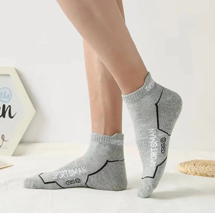 6 Pairs Socks Men's Short Socks Sweat Absorbent and Odorous Basketball Socks Running Sports Socks Breathable Mesh Men's Socks