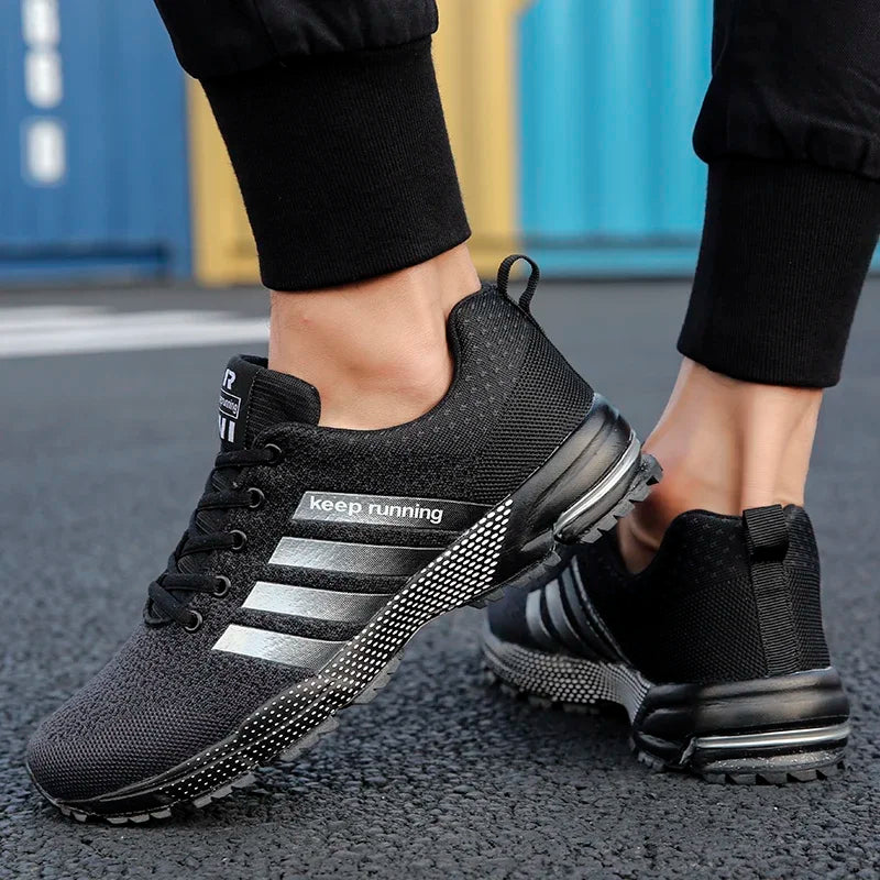 New men's and women's flying mesh surface spring summer breathable casual sports shoes flat vulcanized couple running big size48