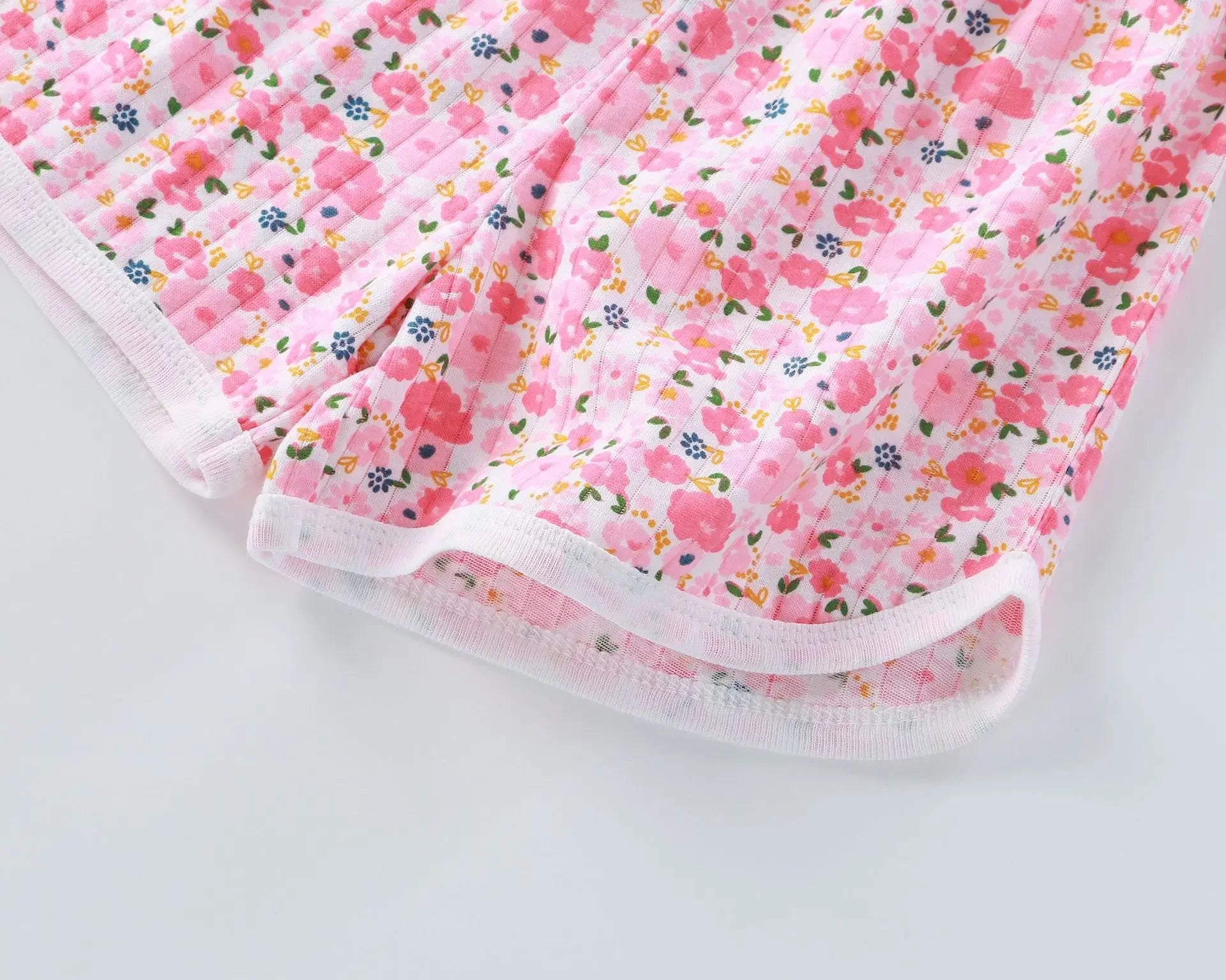 Girls Summer Clothes Sets 2025 Summer New Baby Sleeveless Tops + Shorts 2 Pieces Suit Girls Clothing Set Kids Cotton Clothes